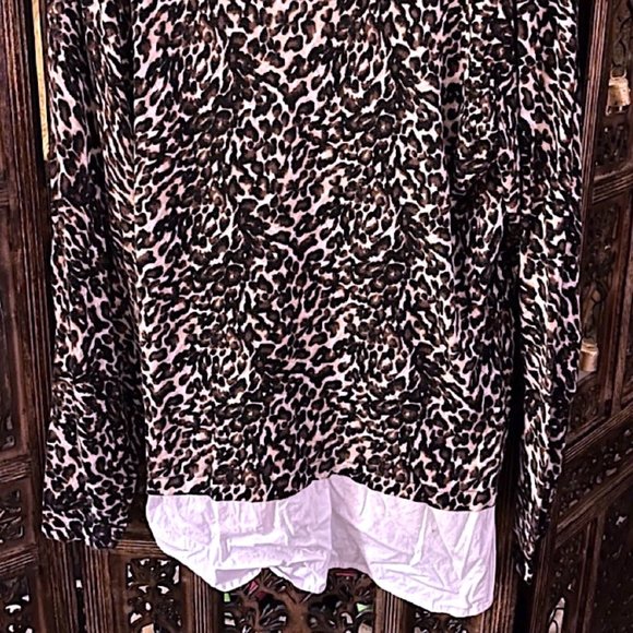 FADED GLORY BLACK AND BROWN LEOPARD SWEATER WITH WHITE COLLARED TOP XXL SIZE 20 - Picture 4 of 4